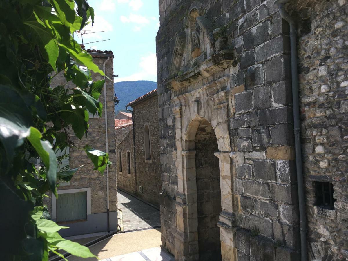 Вілла Entre L'Eglise Et La Place Кіян Екстер'єр фото